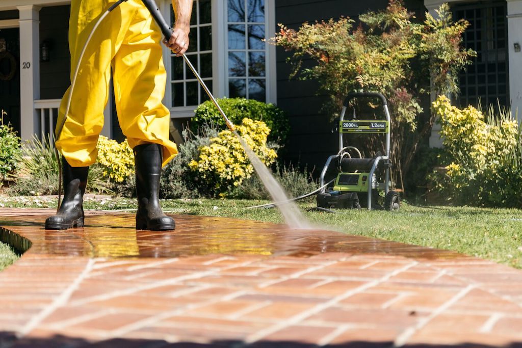 How Pressure Washing Enhances Your Vaughan Property Value