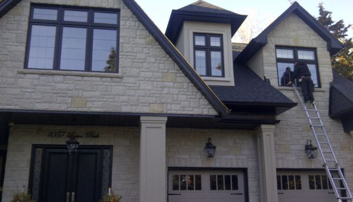 What are the Common Mistakes in DIY Window Cleaning?